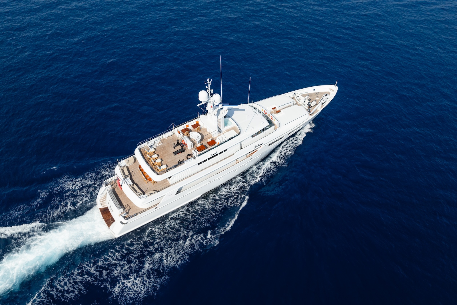 Luxury Crewed Motor Yacht TE MANU photo 3