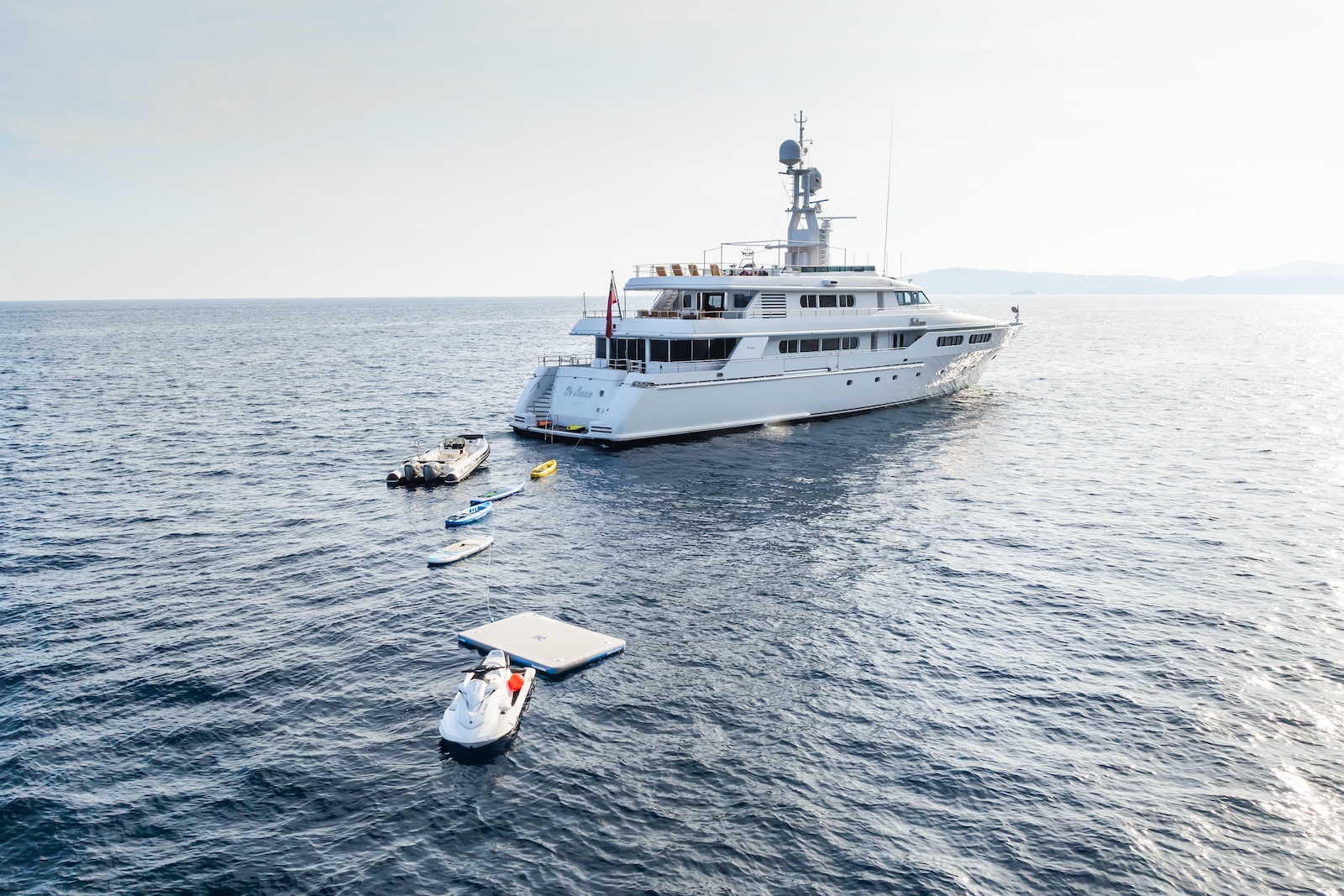 Luxury Crewed Motor Yacht TE MANU photo 6