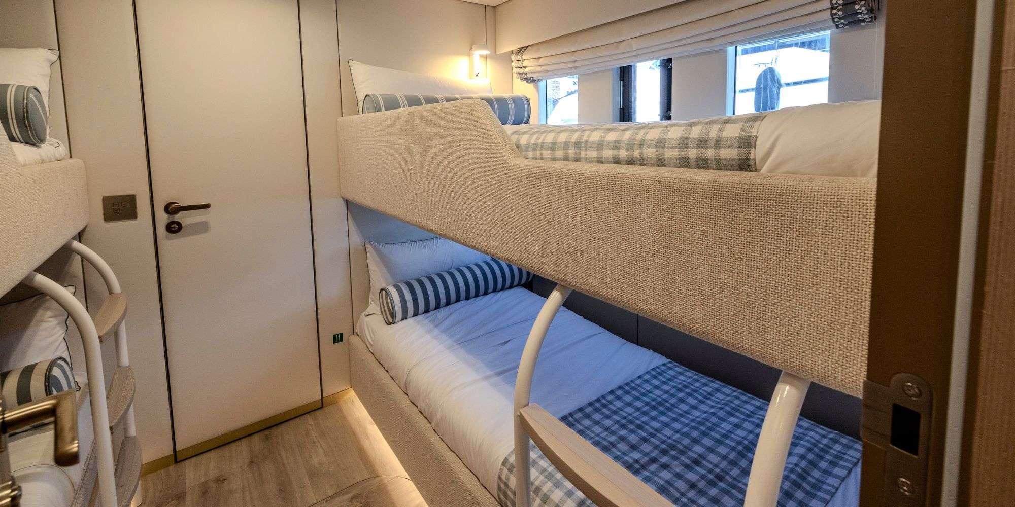 Crewed Power Catamaran TESNI photo 7