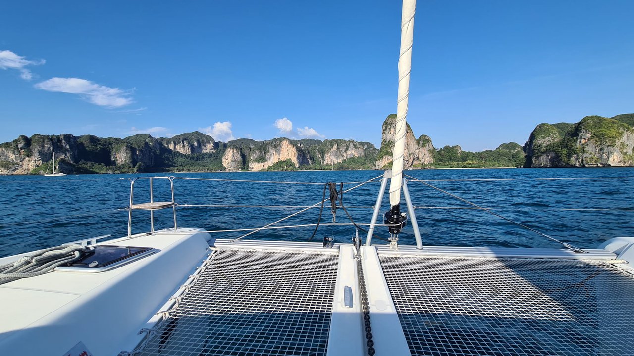 Bareboat Catamaran Thai Thunder photo 3