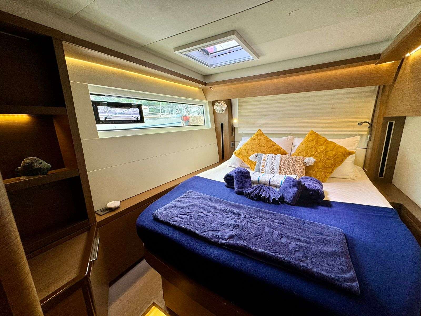 Crewed Catamaran THE ADVENTURE photo 6