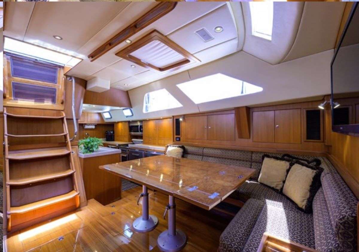 Crewed Sailing Yacht THE ROYAL BLUE photo 6