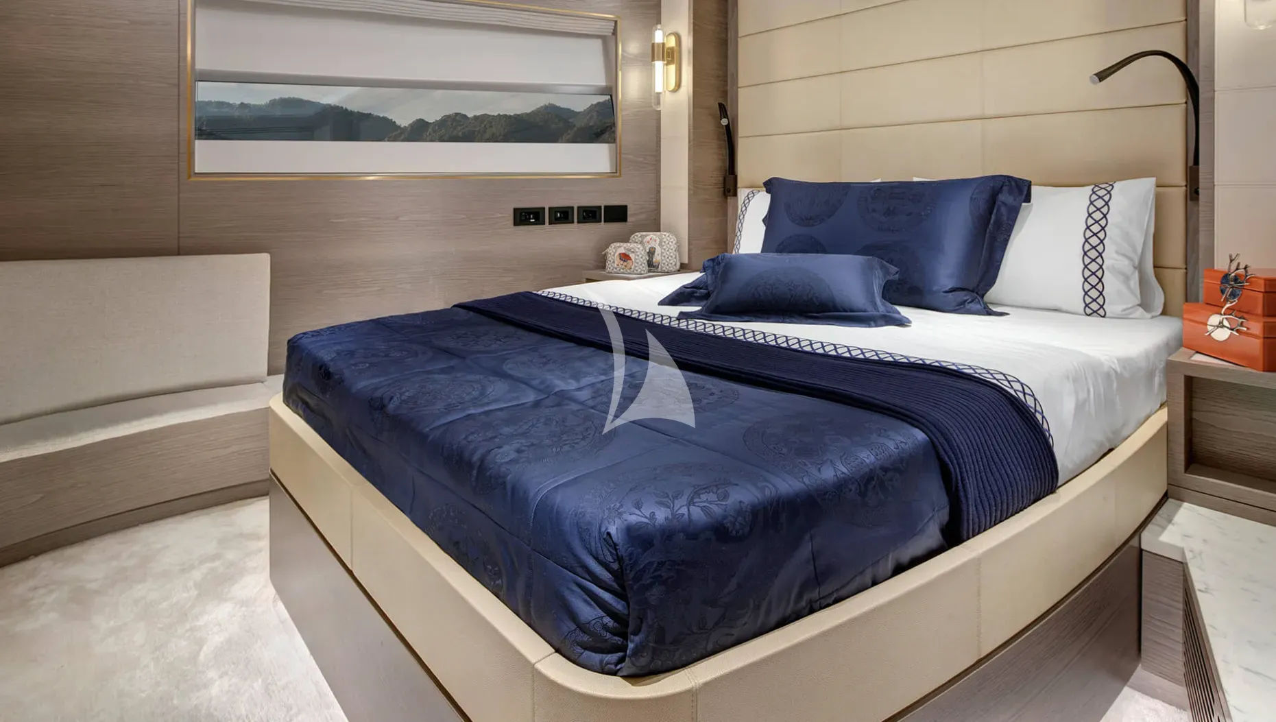 Luxury Crewed Motor Yacht THEOTOKOS VI photo 8