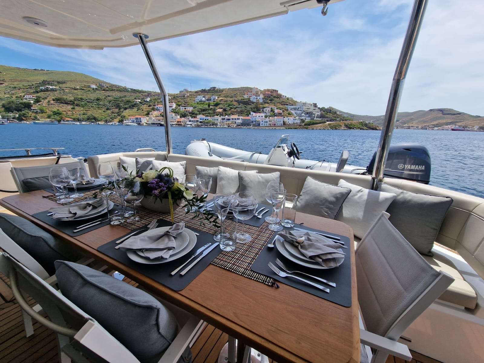 Crewed Power Catamaran TIAMO photo 5