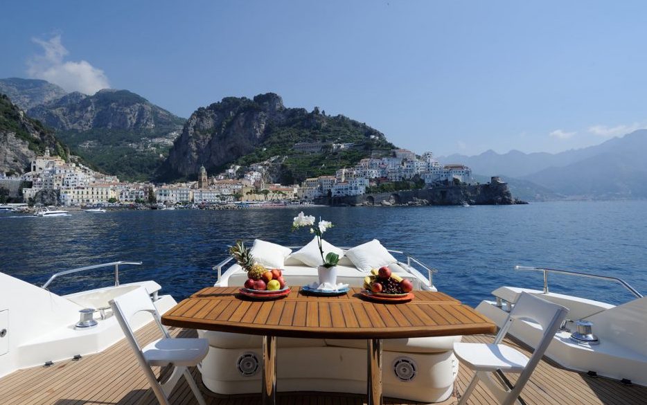 Crewed Motor Yacht TICHE photo 3