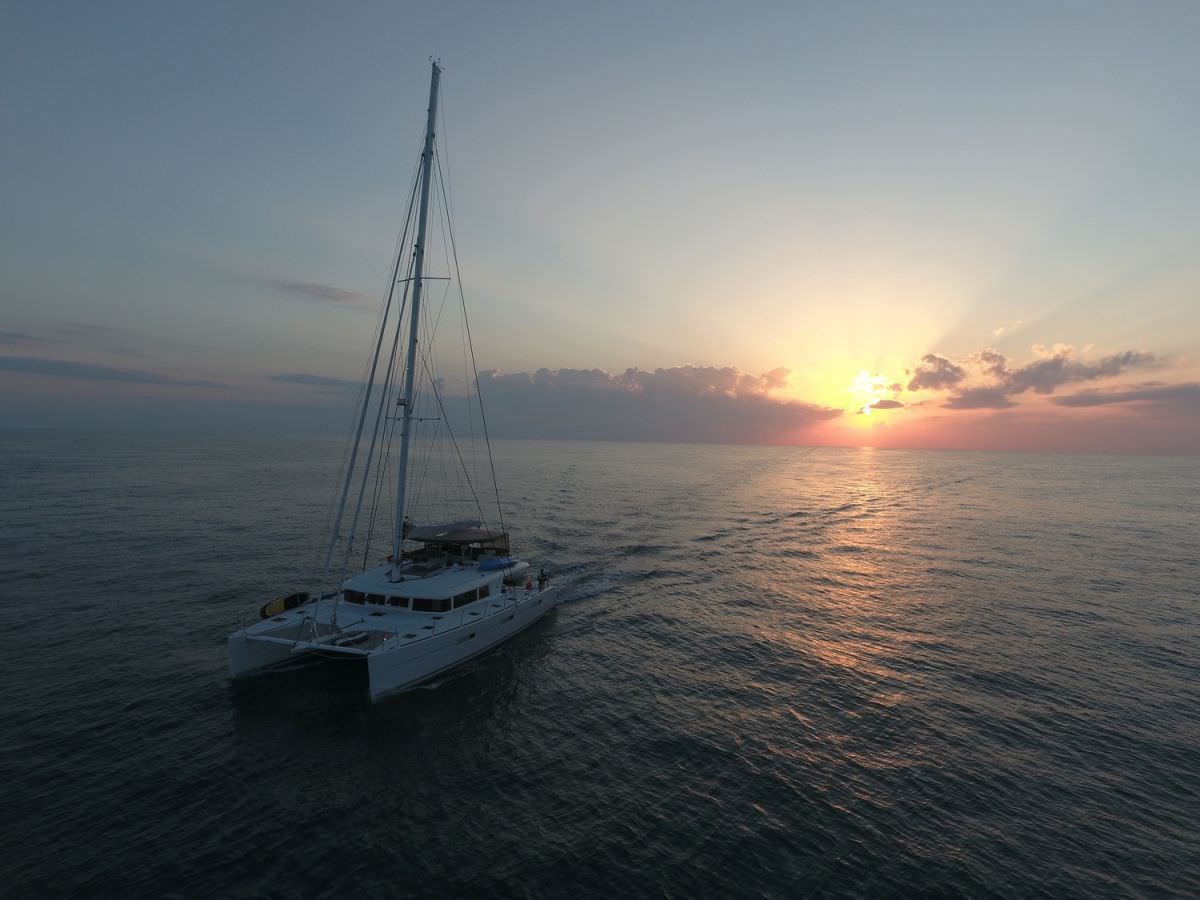 Luxury Crewed Catamaran TIGER LILY photo 3