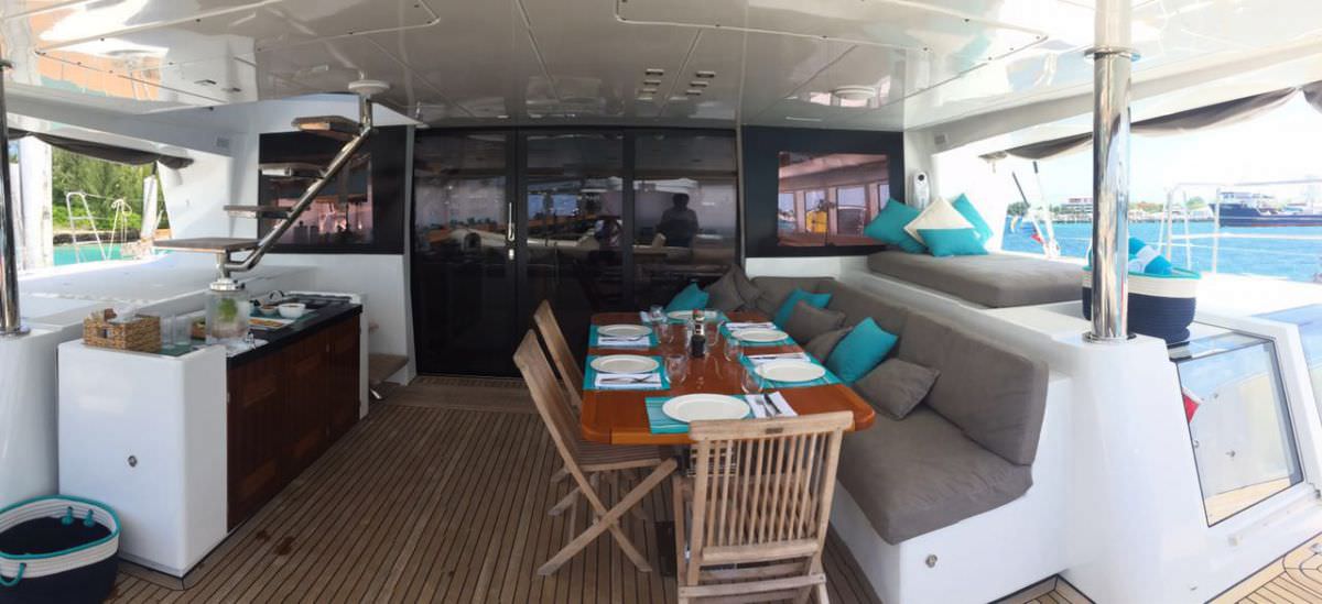 Luxury Crewed Catamaran TIGER LILY photo 6