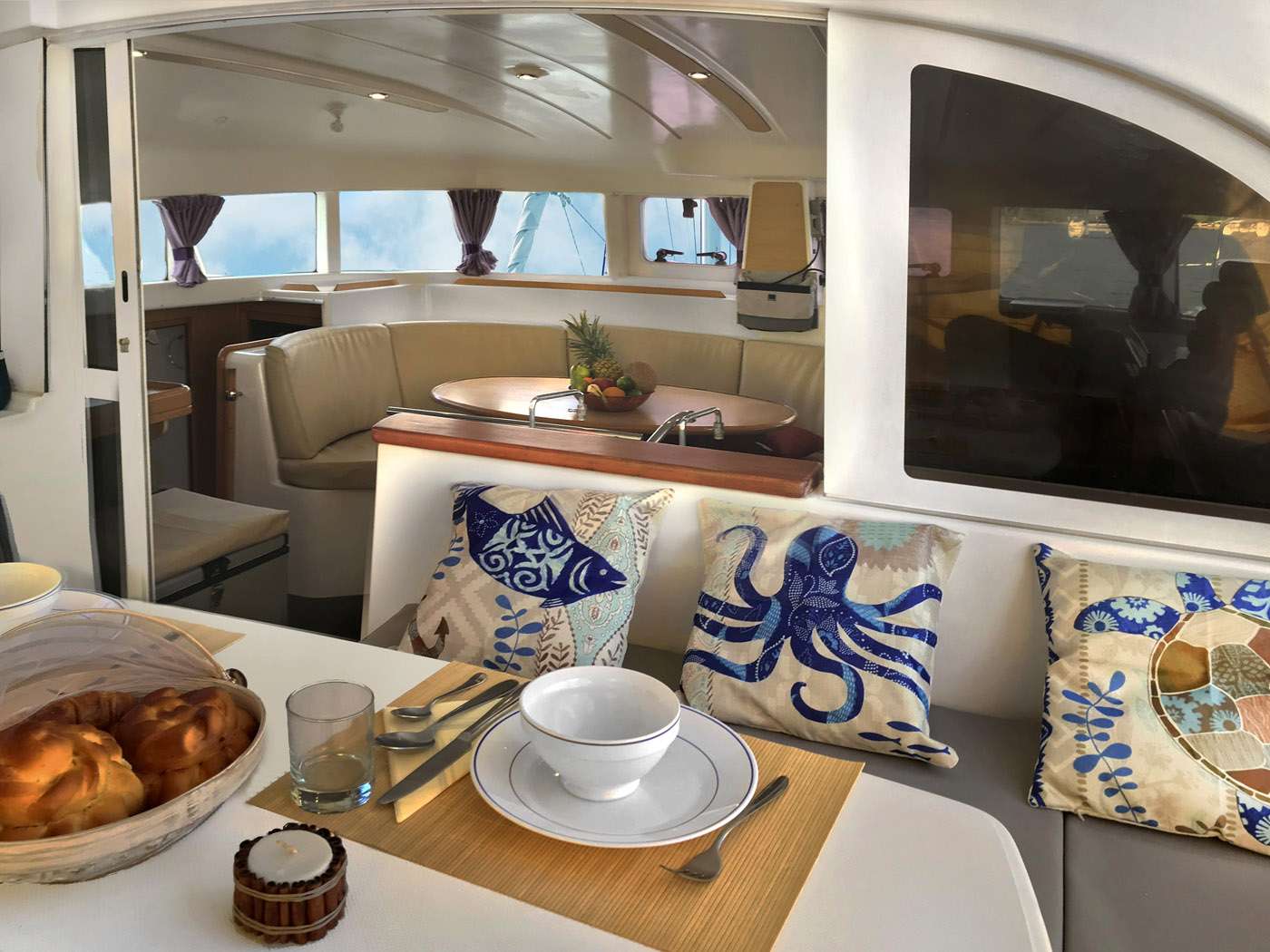 Crewed Catamaran TIMAIAO 2 photo 6