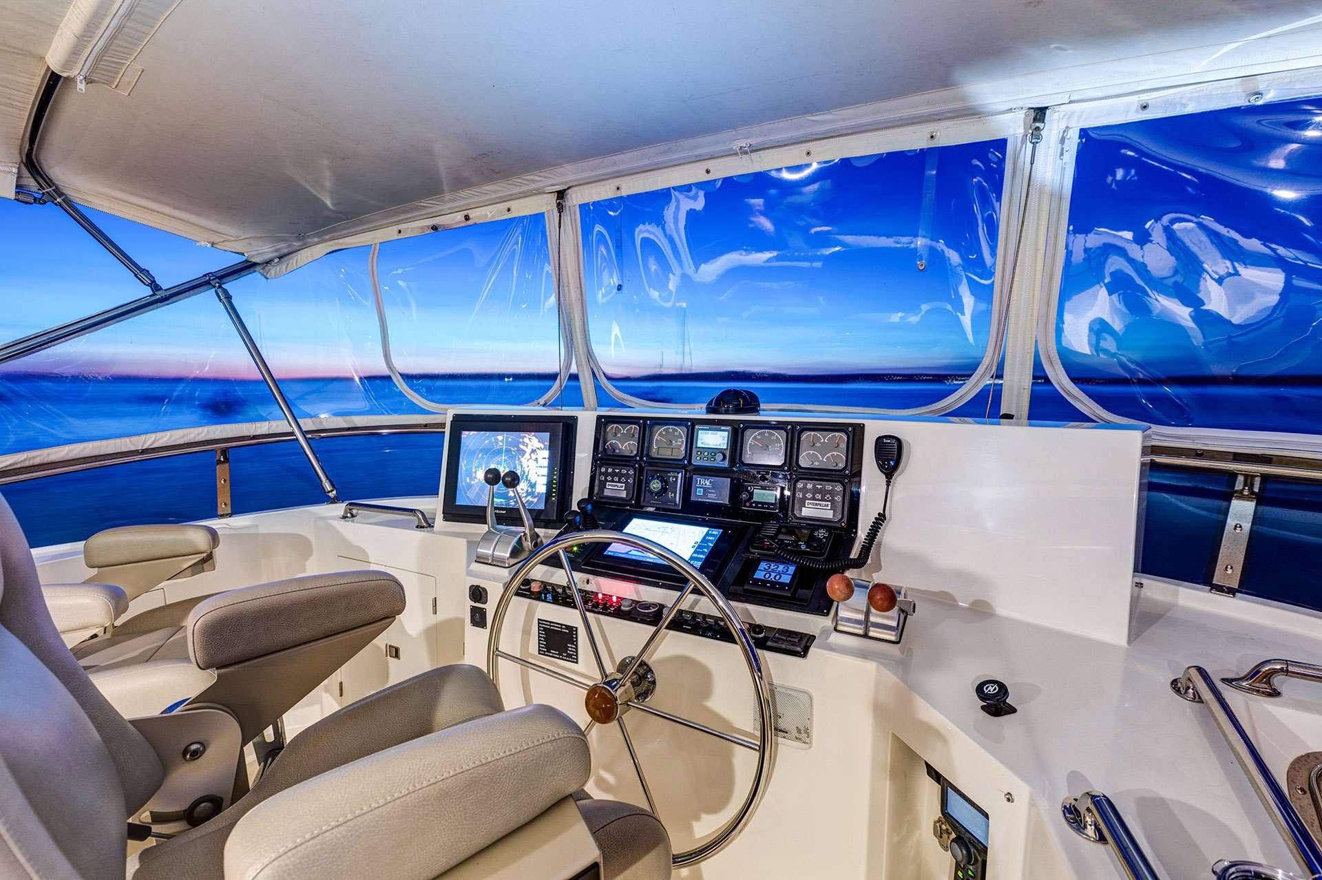 Luxury Crewed Motor Yacht TIMELESS 62 photo 5