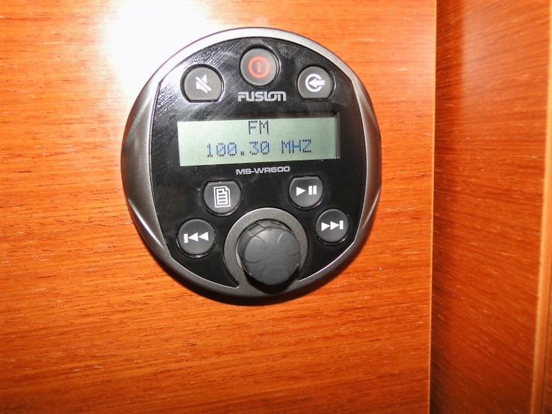 Bareboat Sailing Yacht TINOS photo 8