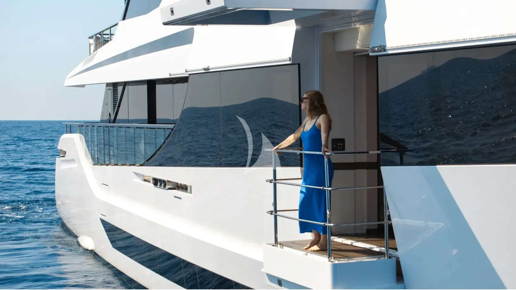 Luxury Crewed Motor Yacht TOY photo 6