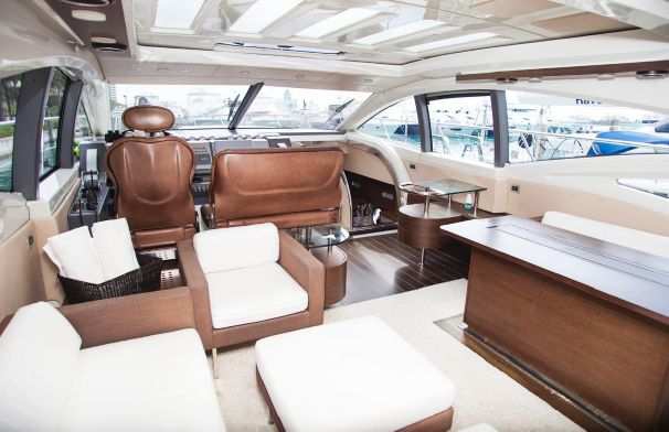 Crewed Motor Yacht TRANQUILO photo 6