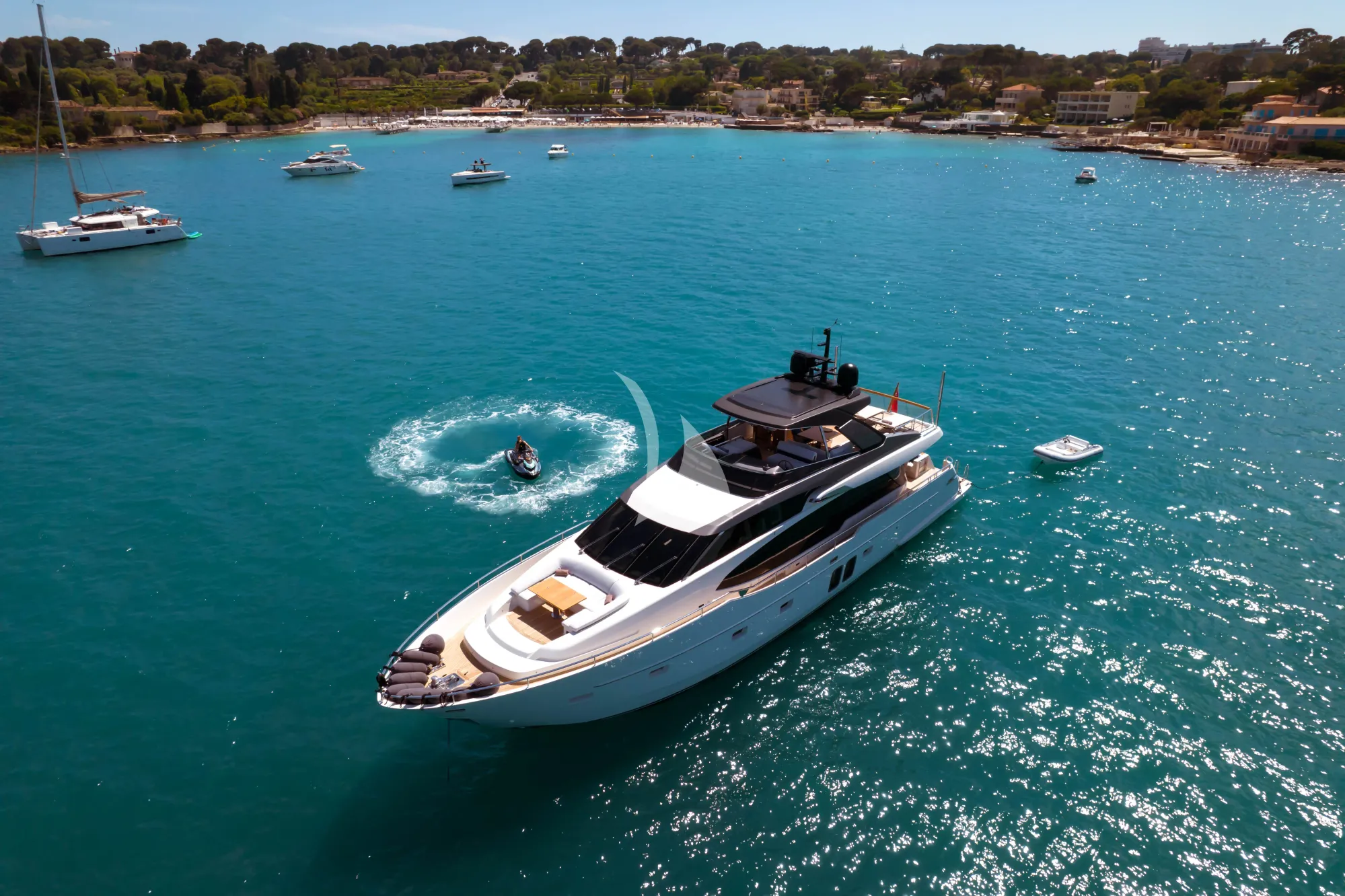 Luxury Motor Yacht TRIPLE L photo 5