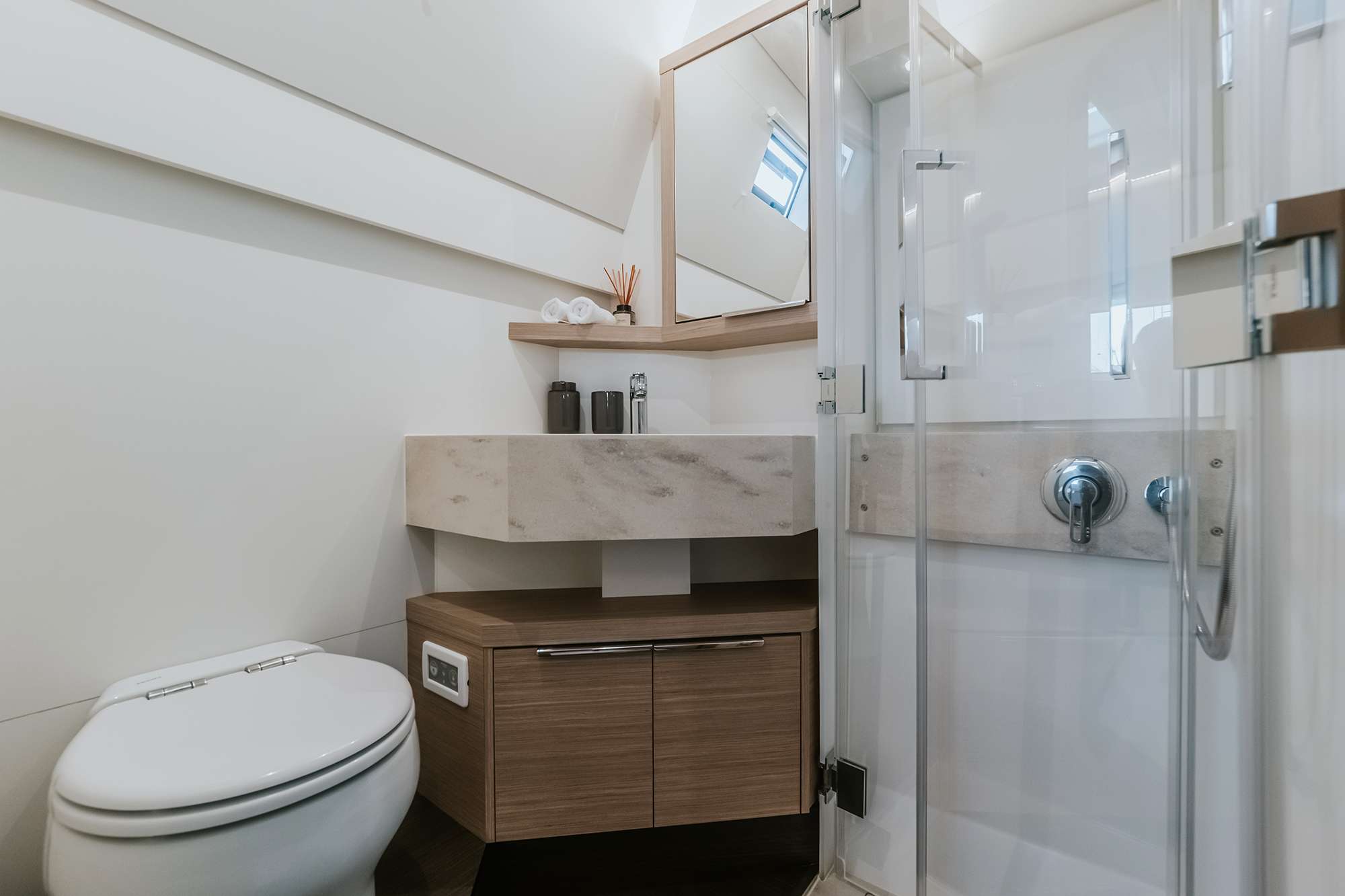 Crewed Catamaran TRIWING OSSUS photo 5