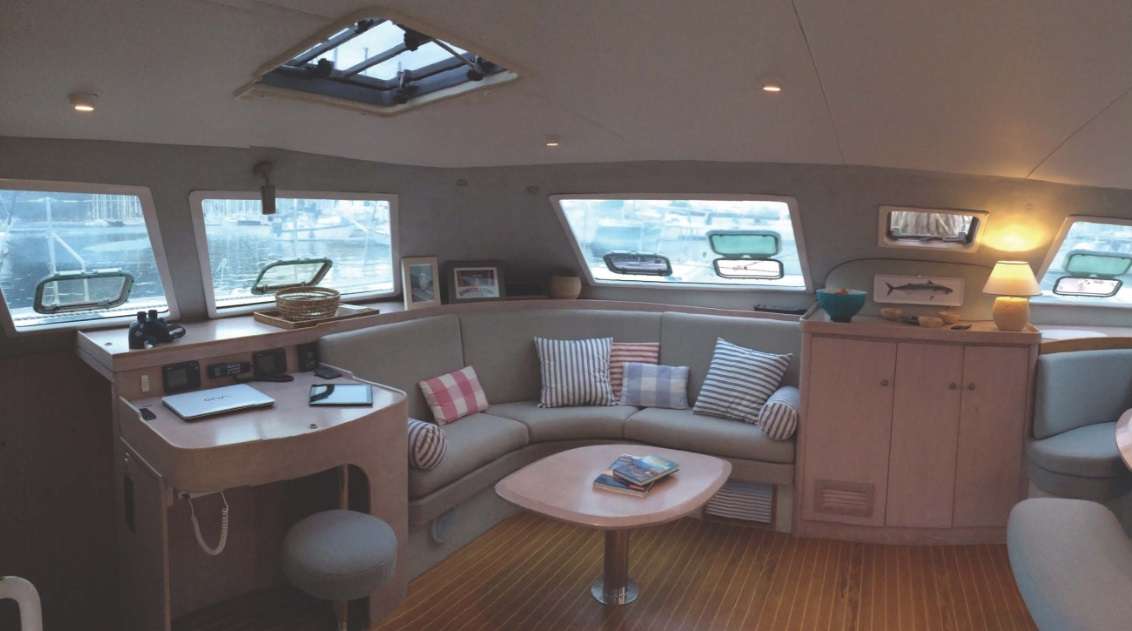 Crewed Catamaran UHURU photo 5