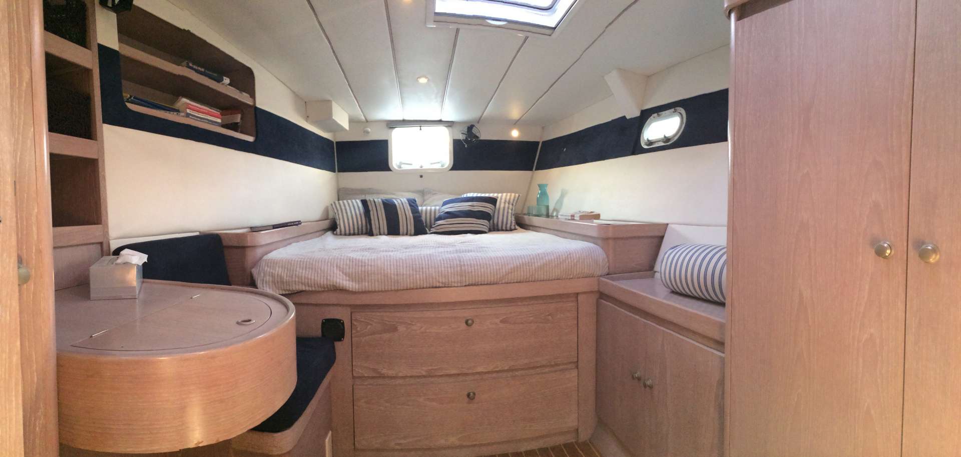 Crewed Catamaran UHURU photo 6