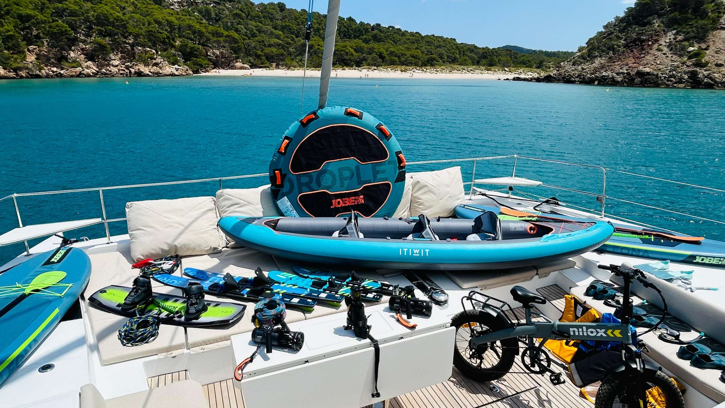 Crewed Catamaran UMIKO photo 5