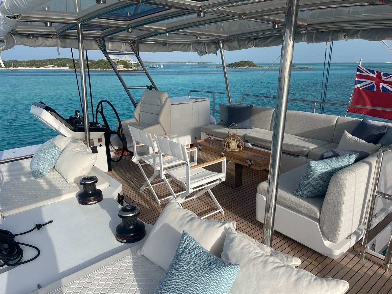 Luxury Crewed Catamaran UNWAVERING photo 5