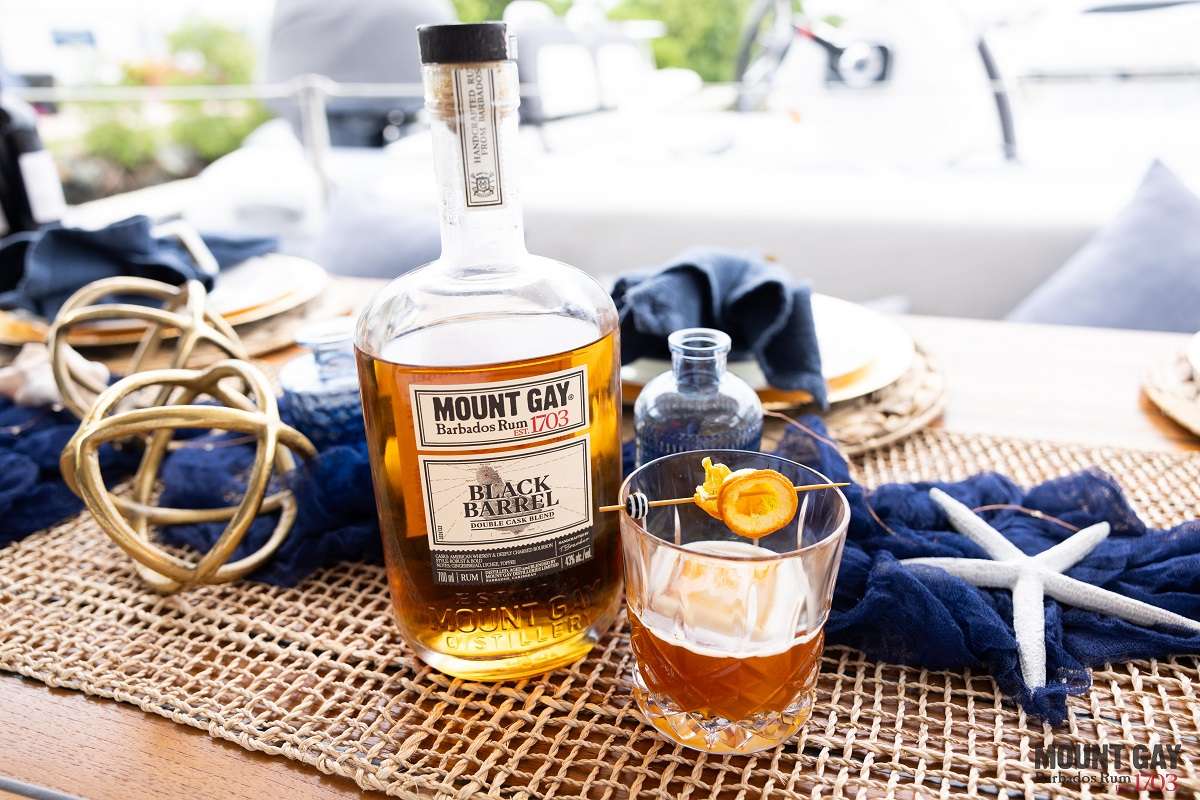 Luxury Crewed Catamaran UNWAVERING photo 7