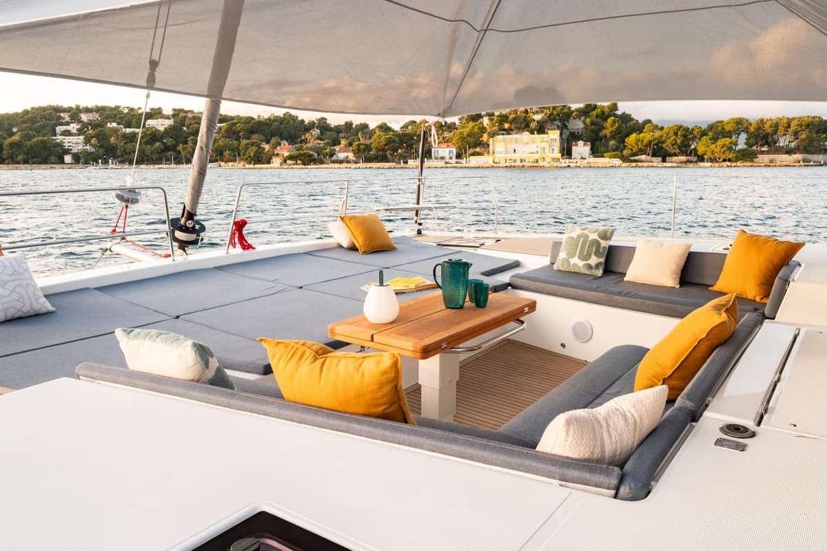 Luxury Crewed Catamaran VALINOR photo 6