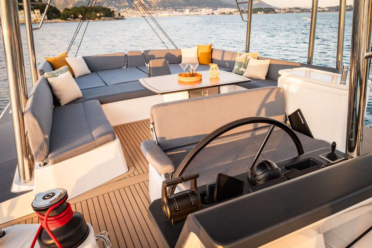 Luxury Crewed Catamaran VALINOR photo 7