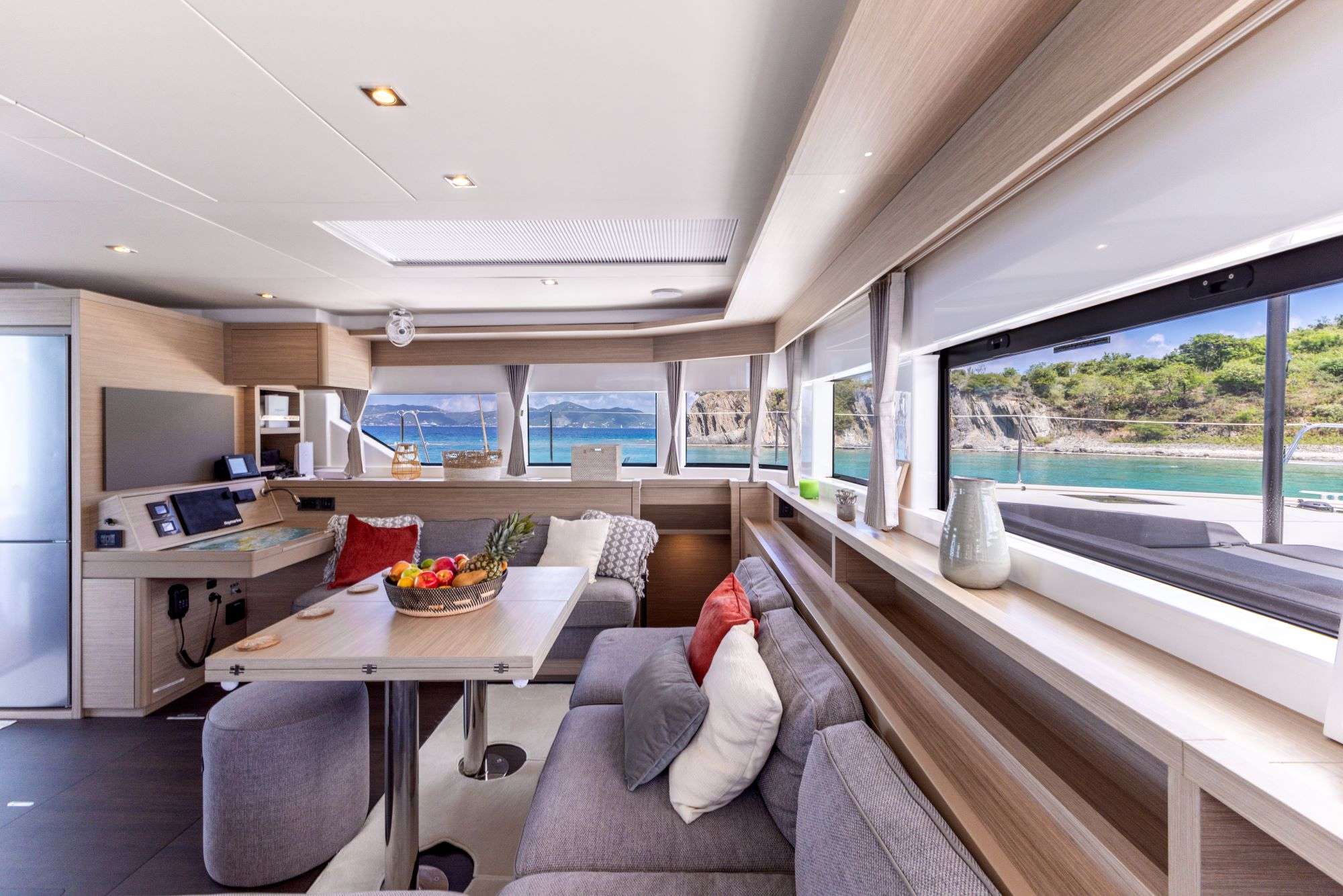 Luxury Crewed Catamaran VALINOR Winter photo 8