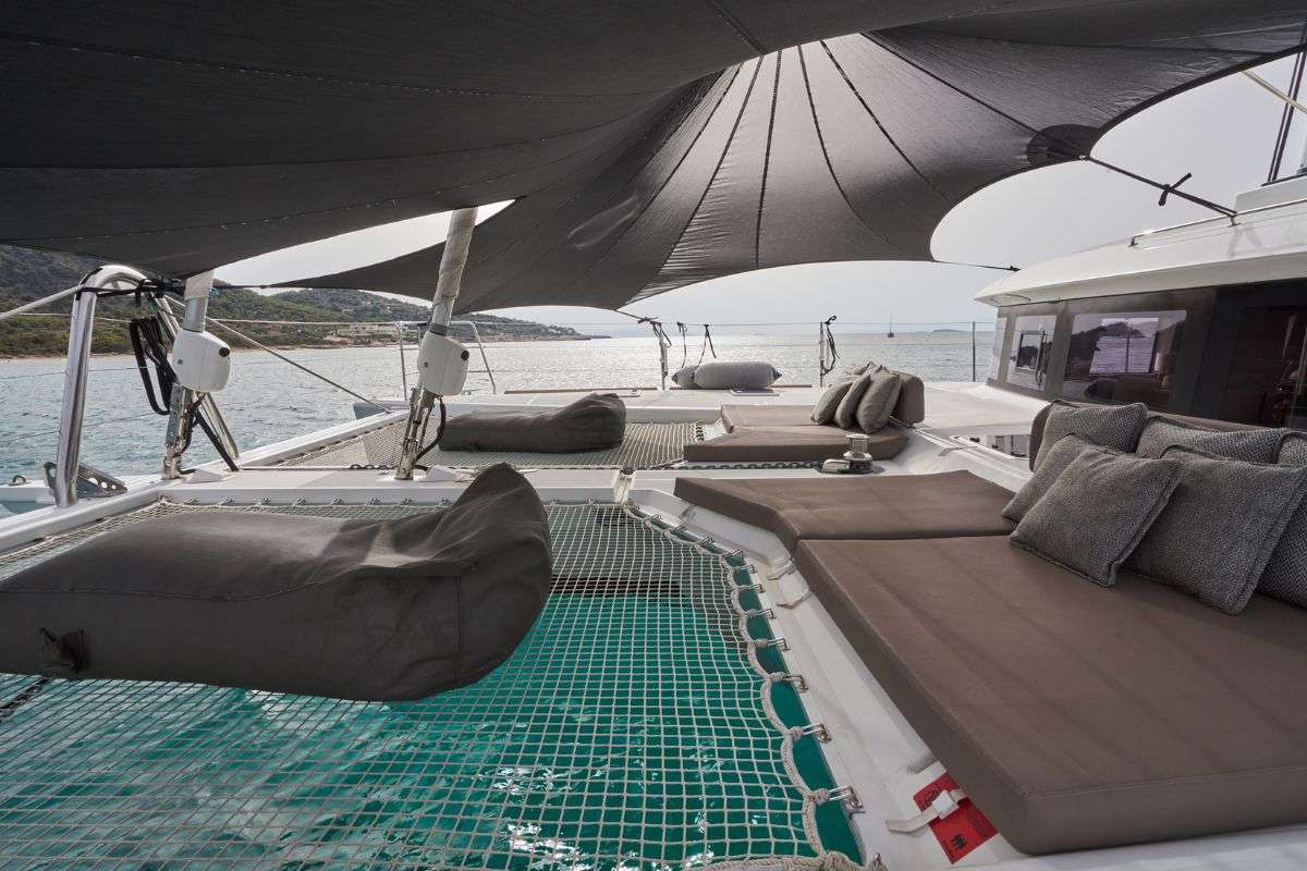 Luxury Crewed Catamaran VALIUM62 photo 4
