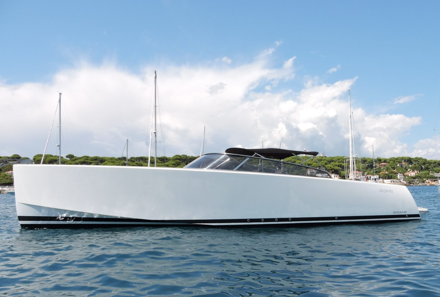 Crewed Motor Yacht Van Dutch 40 photo 7