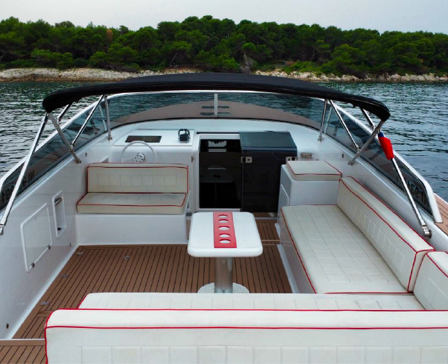 Crewed Motor Yacht Van Dutch 40 Royal photo 4