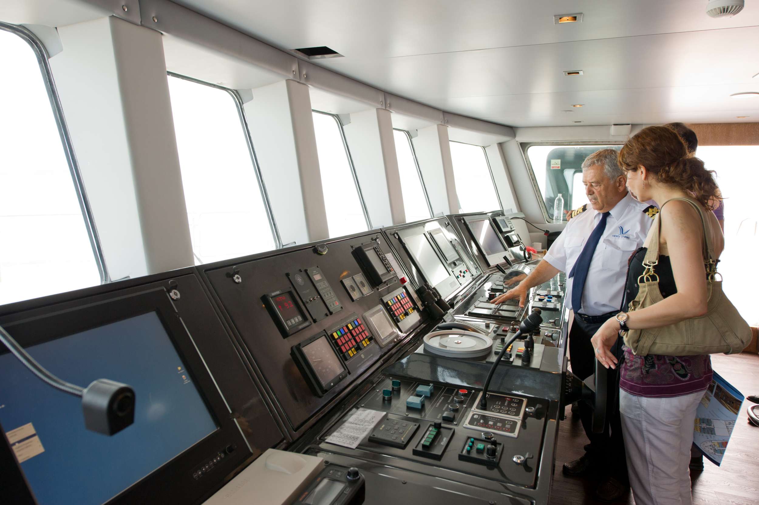 Luxury Crewed Motor Yacht VARIETY VOYAGER photo 7