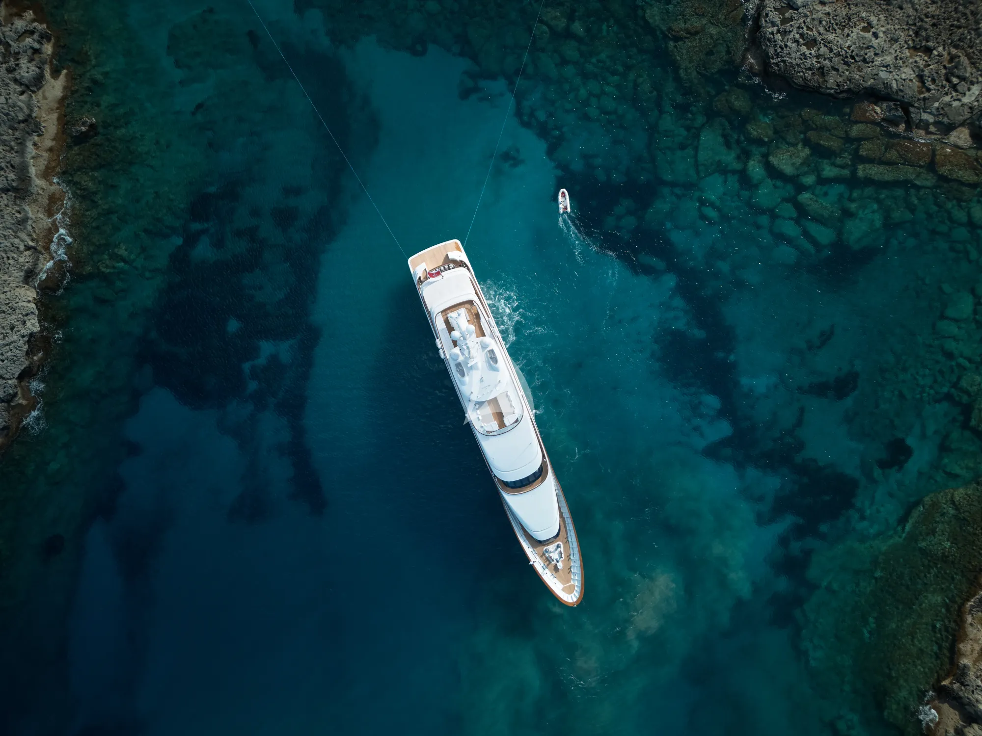 Luxury Crewed Motor Yacht VASSA photo 4