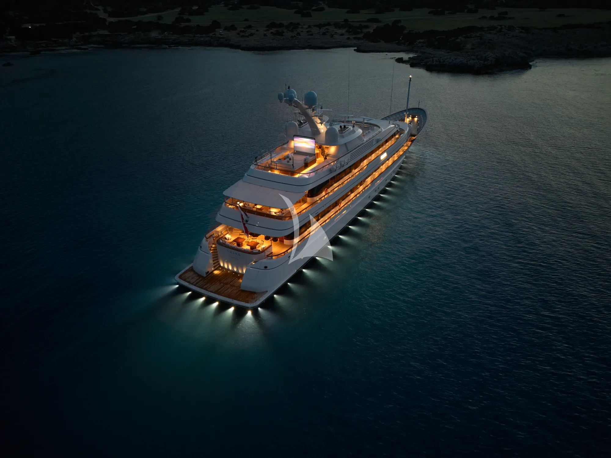 Luxury Crewed Motor Yacht VASSA photo 5