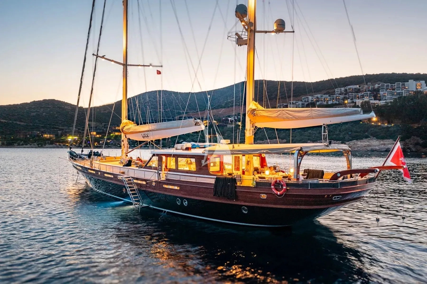 Luxury Crewed Sailing Yacht VAY photo 5