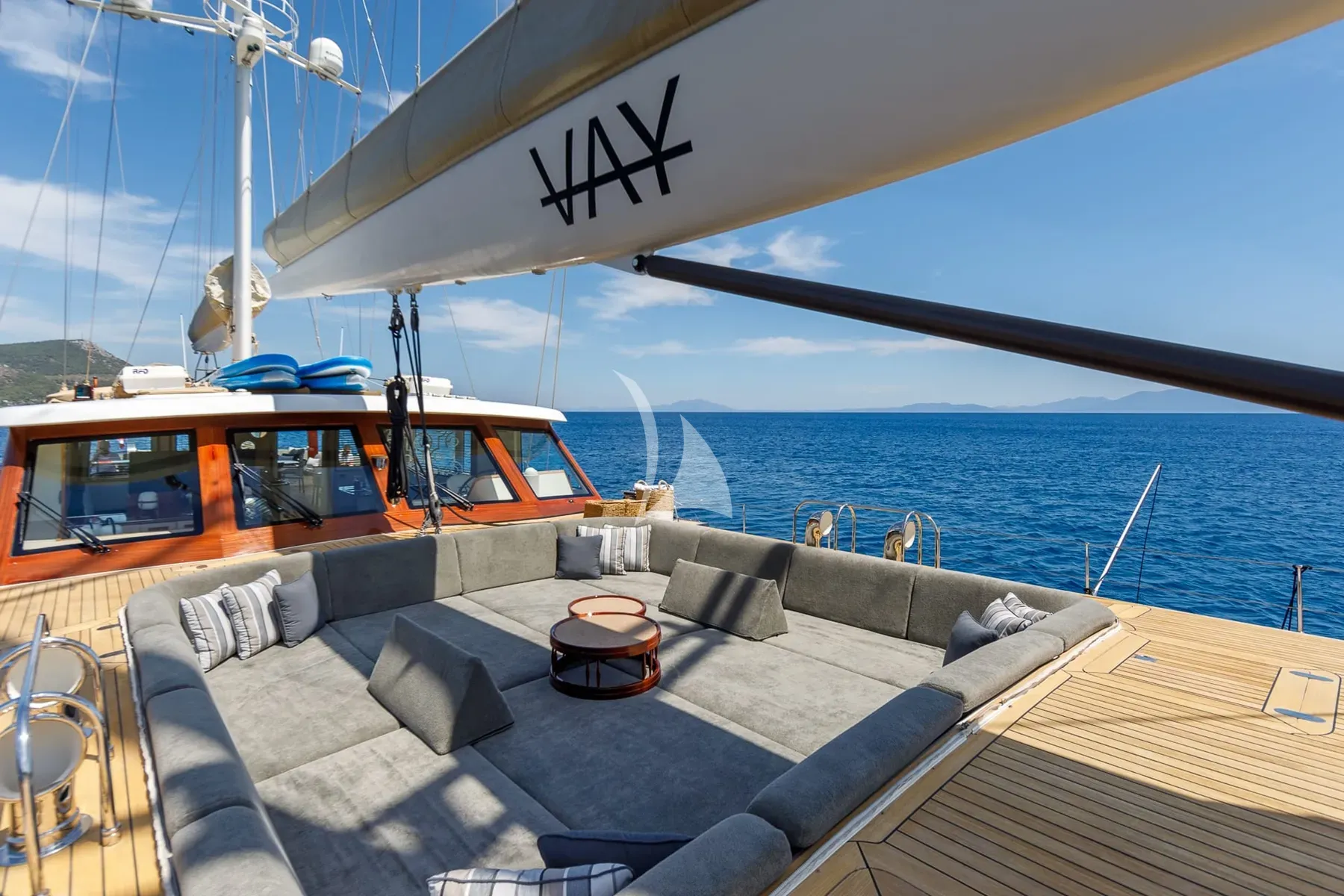 Luxury Crewed Sailing Yacht VAY photo 6