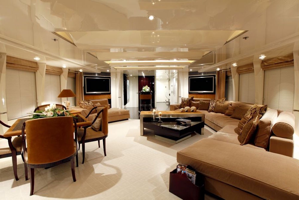 Luxury Crewed Motor Yacht VERA photo 6