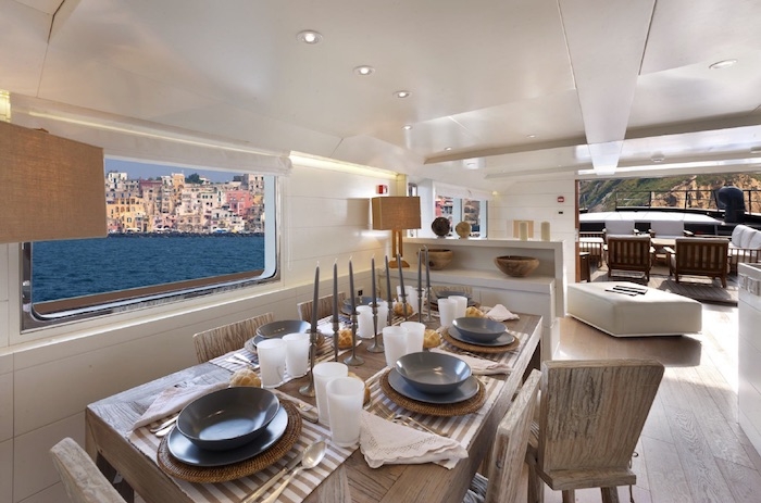 Luxury Crewed Motor Yacht VERVECE photo 7