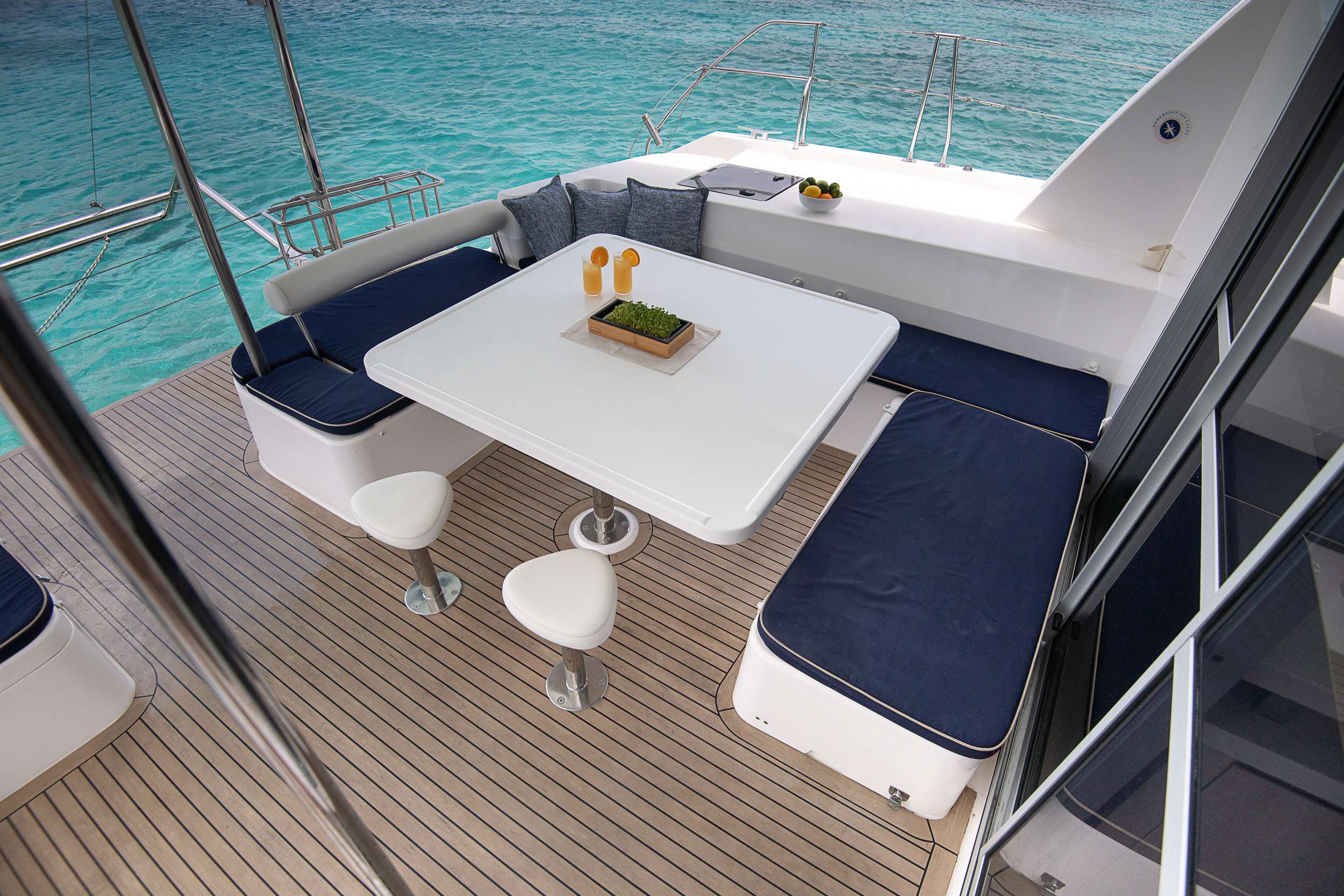 Crewed Catamaran VICARIOUS photo 3