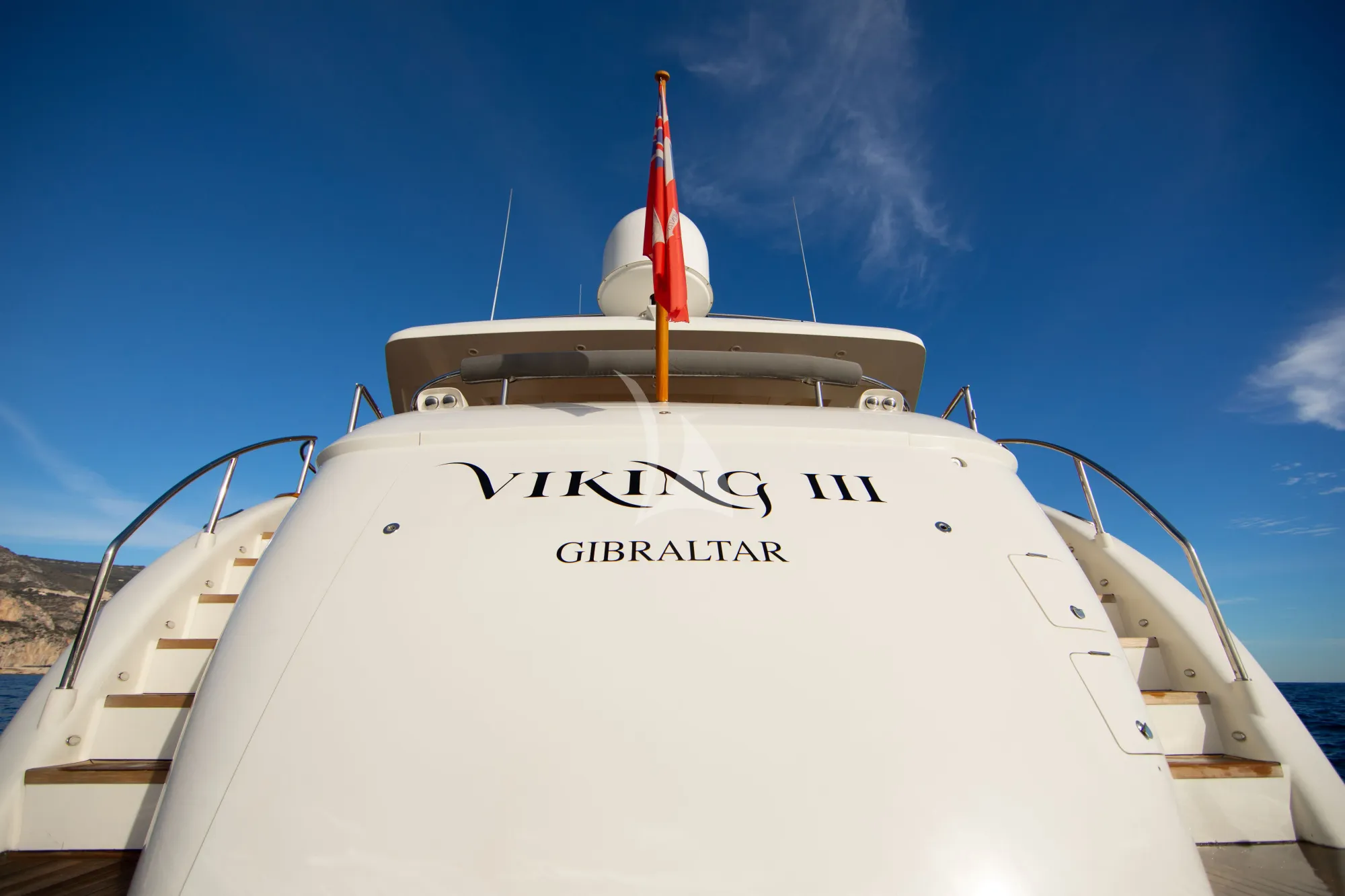 Luxury Crewed Motor Yacht VIKING III photo 6