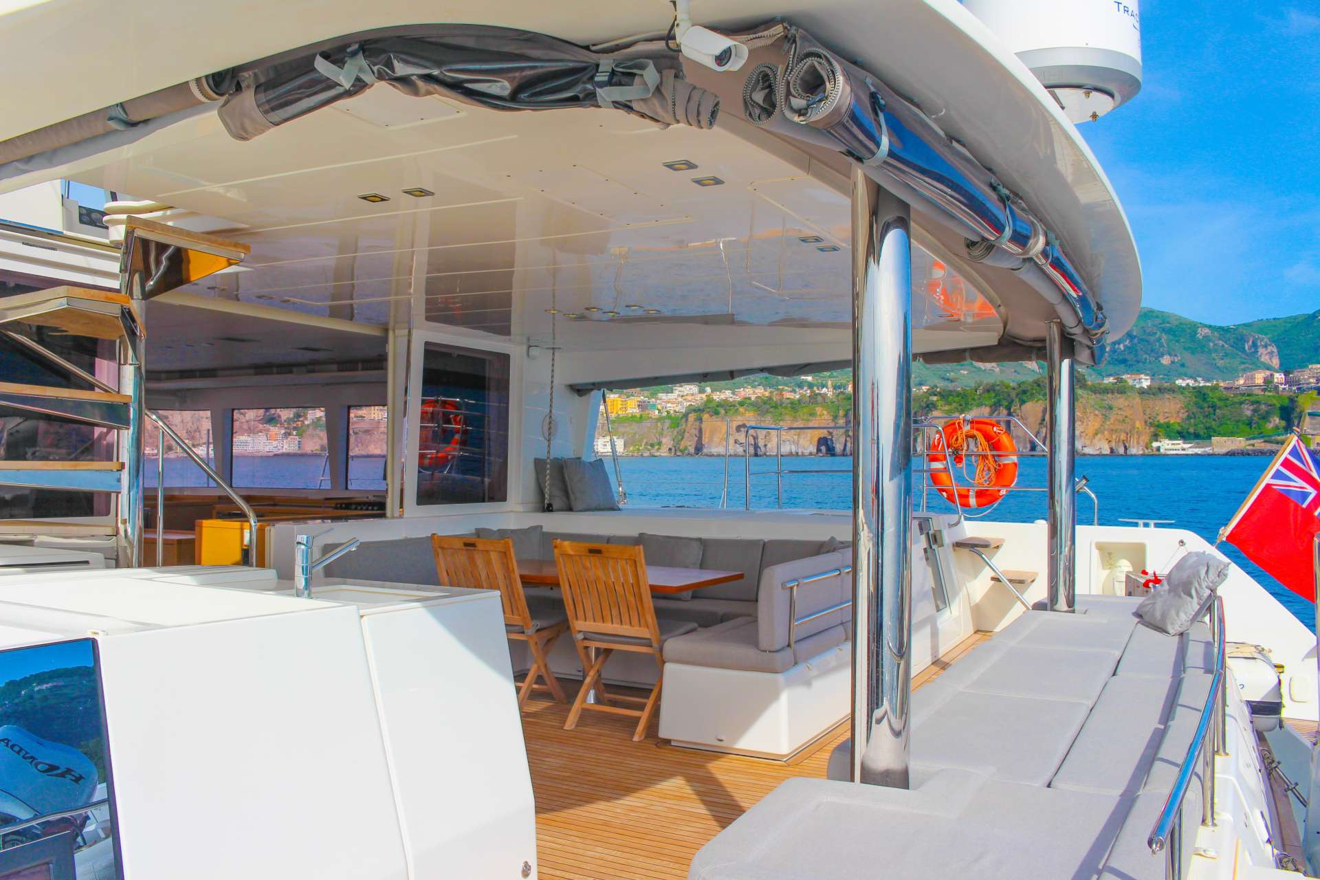Luxury Crewed Catamaran VIRAMAR photo 6