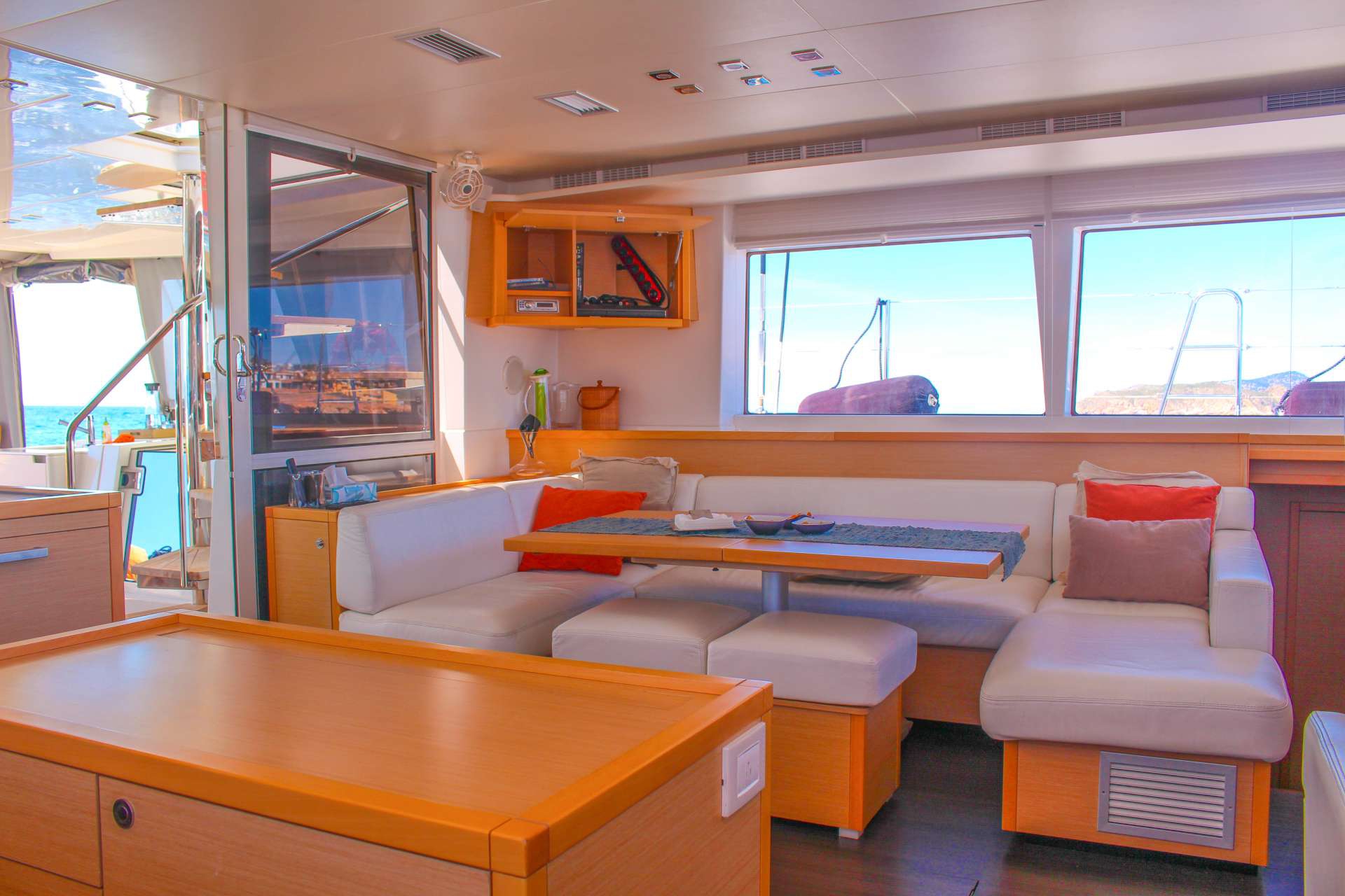 Luxury Crewed Catamaran VIRAMAR photo 8