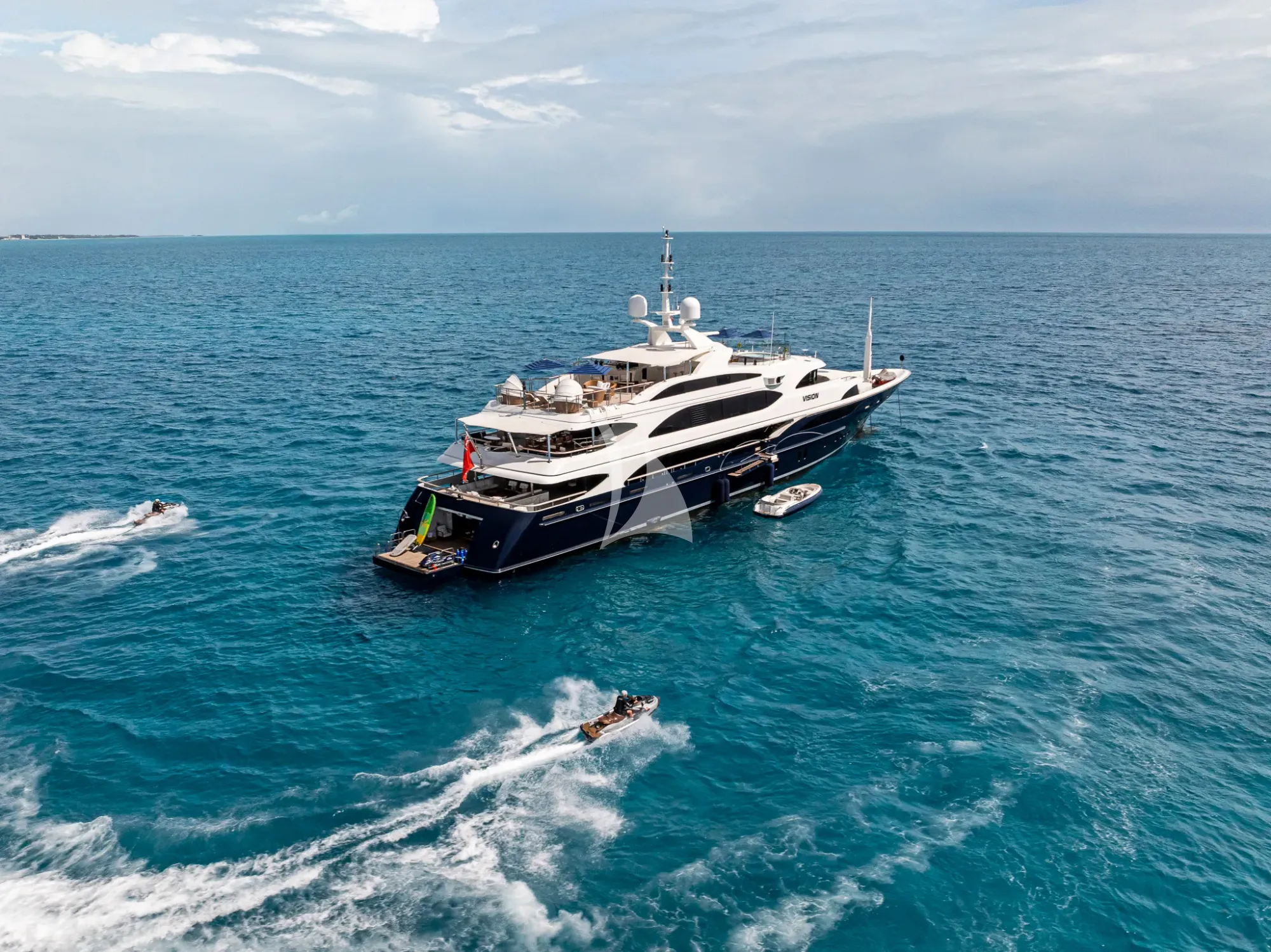 Luxury Crewed Motor Yacht VISION photo 5