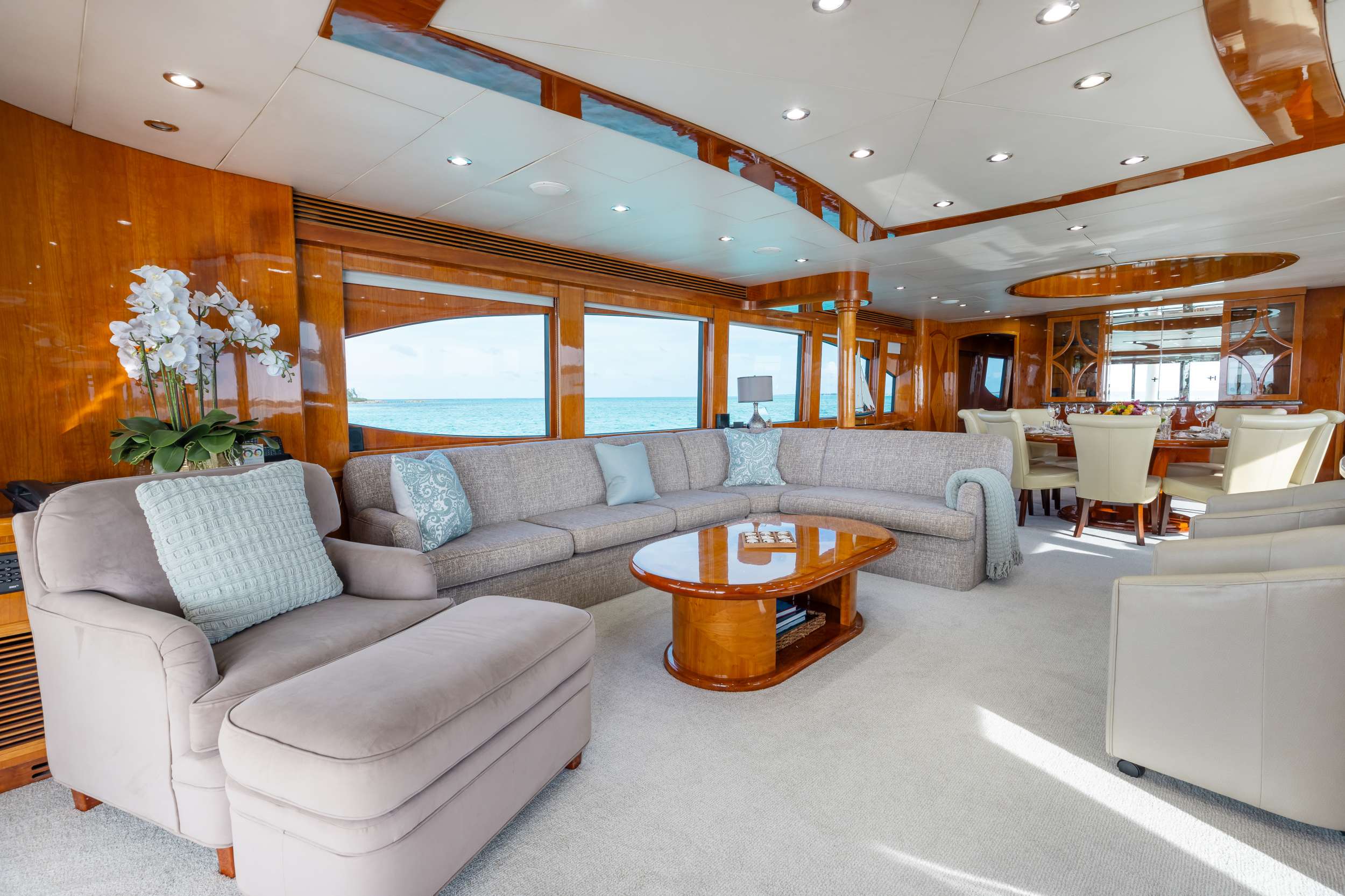 Crewed Motor Yacht VITESSE photo 8