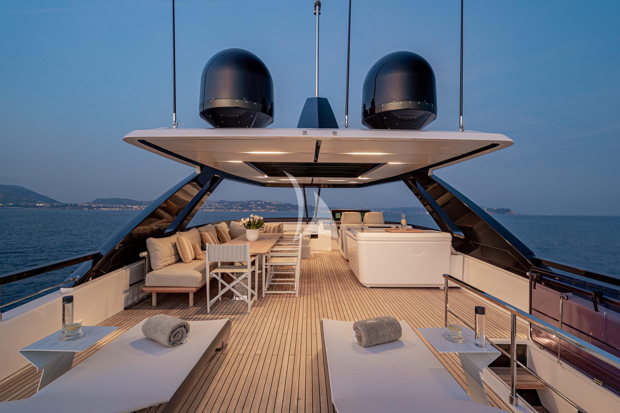 Crewed Motor Yacht VITTORIA photo 6