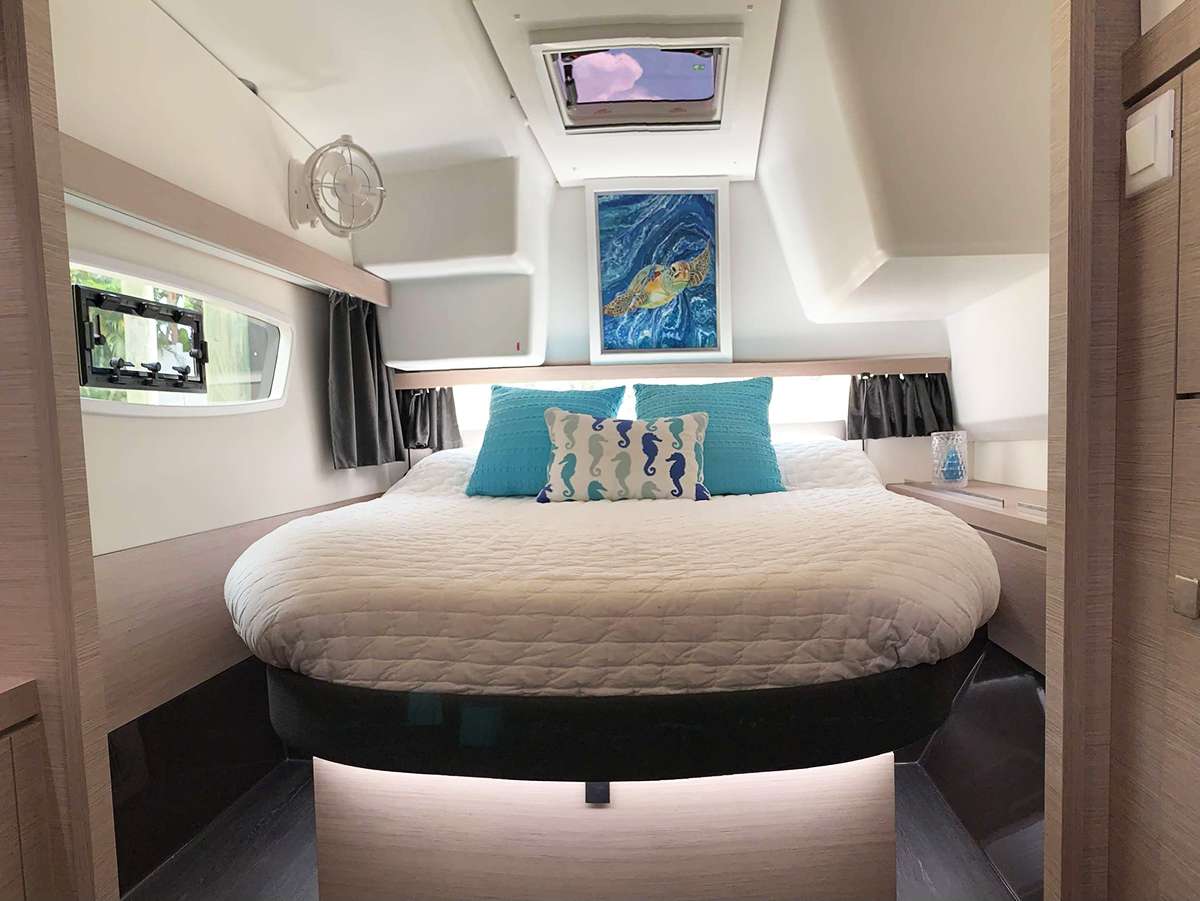 Luxury Crewed Catamaran VIVE LA`MOUR photo 8