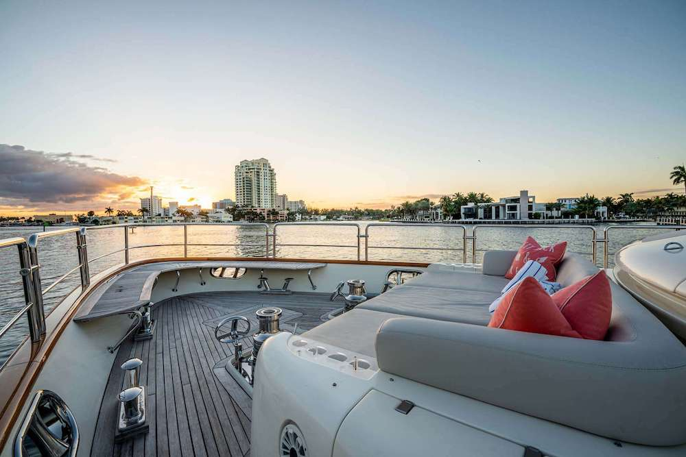 Luxury Crewed Motor Yacht VIVERE photo 3