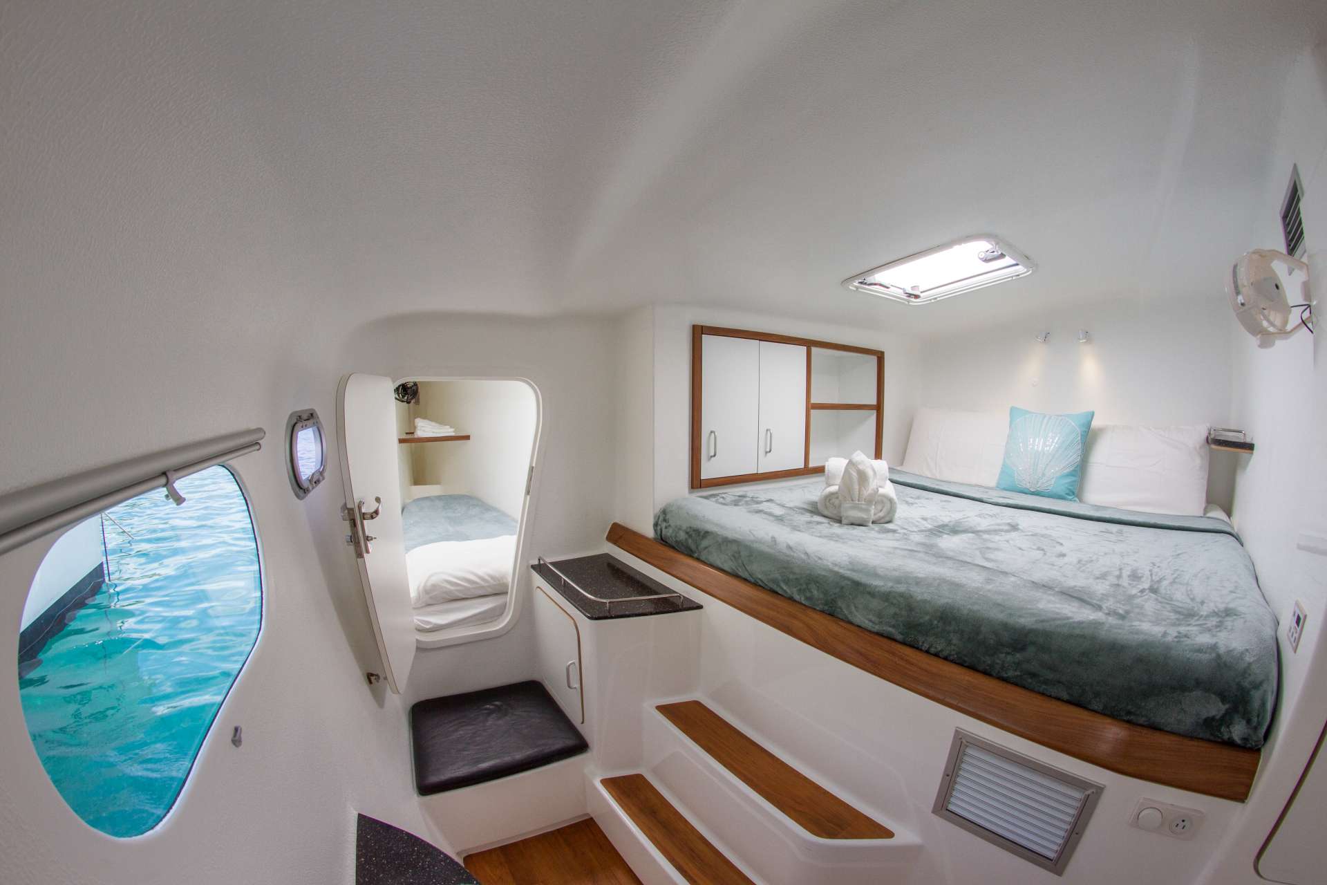 Crewed Sailing Catamaran VOYAGE 480 photo 7