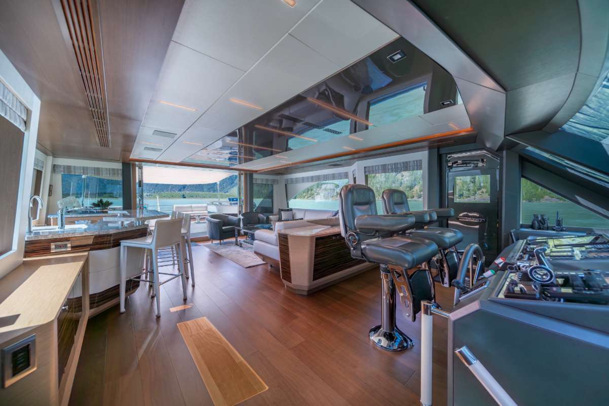 Luxury Crewed Motor Yacht VOYAGER photo 6