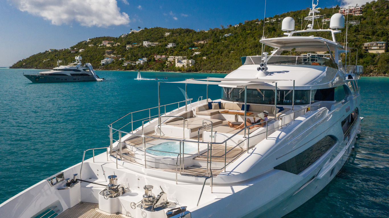 Luxury Motor Yacht WABASH photo 4