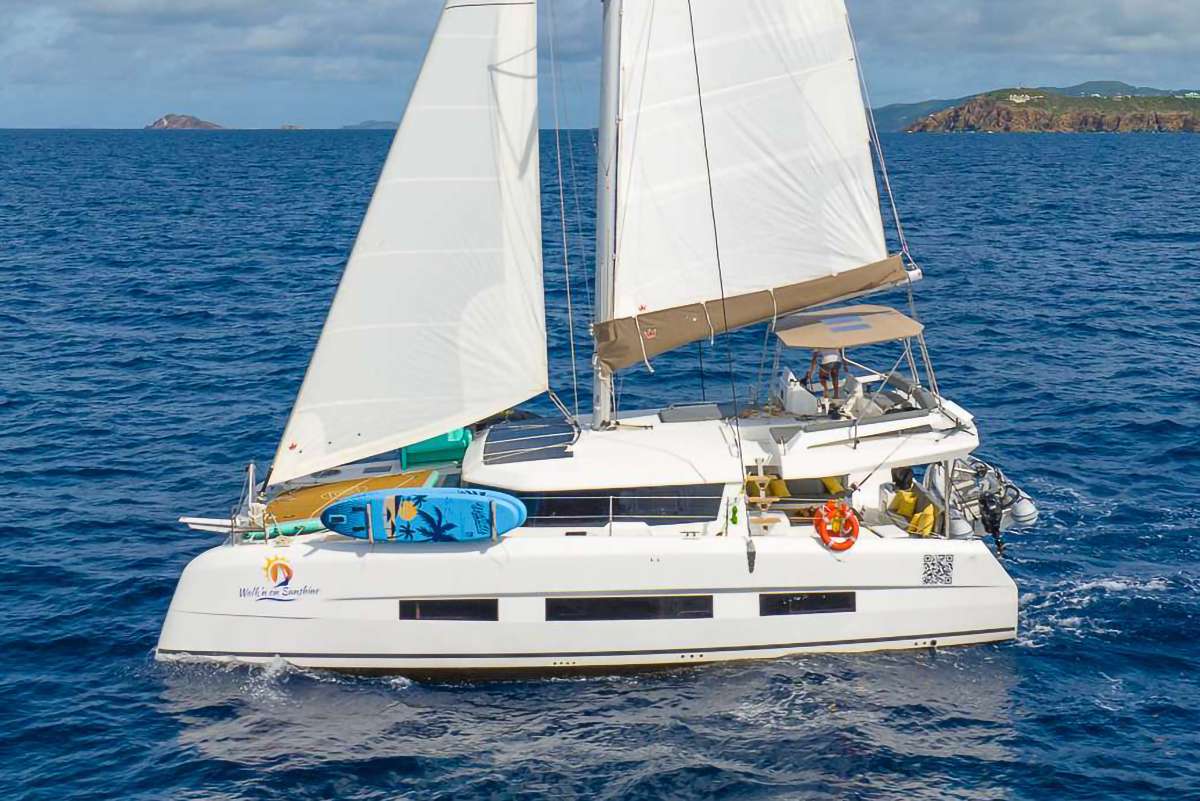 Luxury Crewed Catamaran WALK`N ON SUNSHINE photo 4