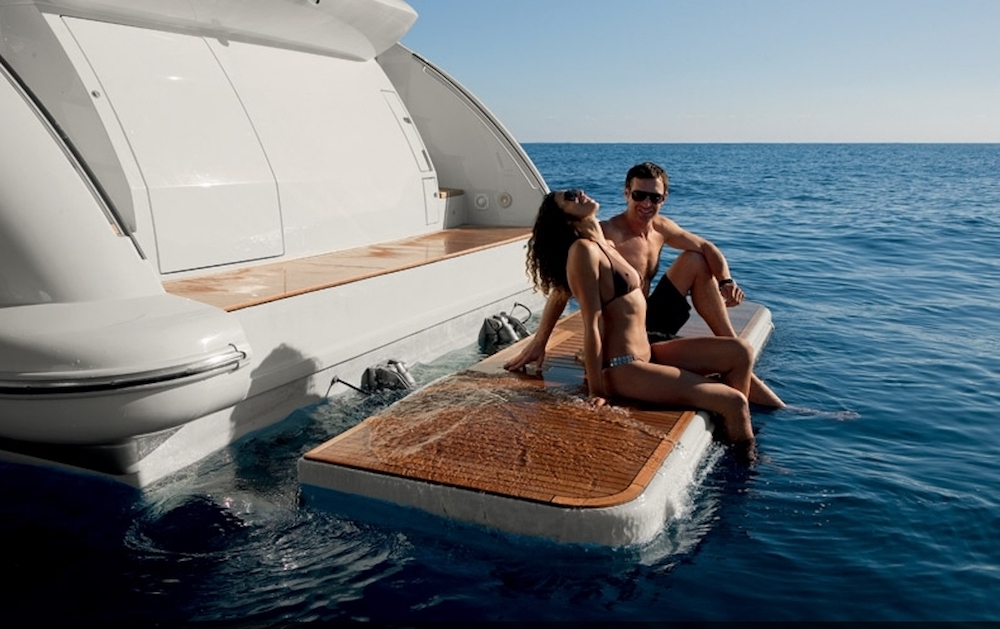 Crewed Motor Yacht WARREN KELLY photo 5